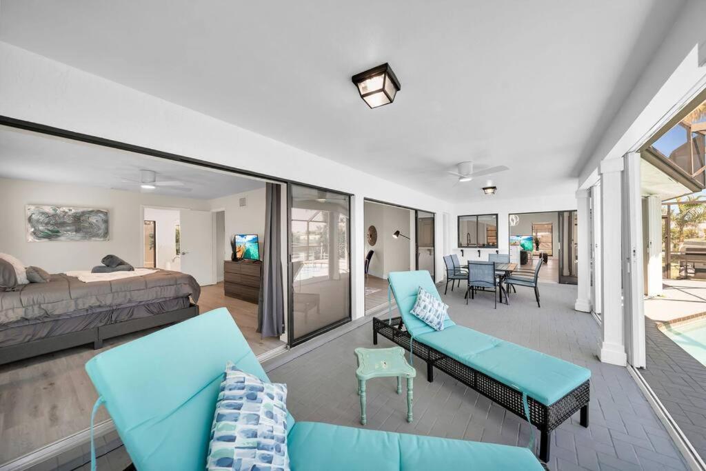 Вілла Luxury Waterfront Haven In Cape Coral - Dog-Friendly Escape With Private Pool Екстер'єр фото