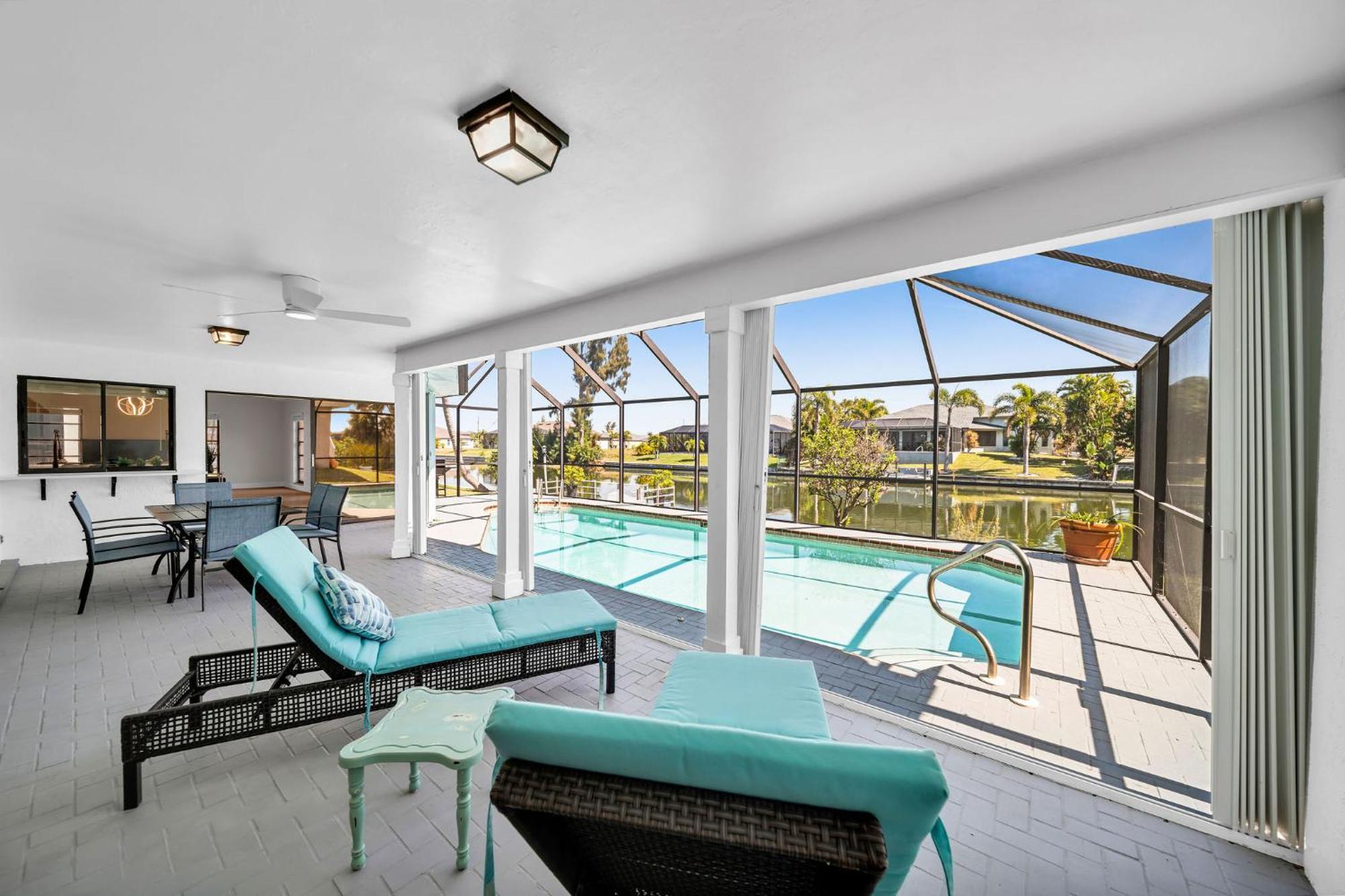 Вілла Luxury Waterfront Haven In Cape Coral - Dog-Friendly Escape With Private Pool Екстер'єр фото